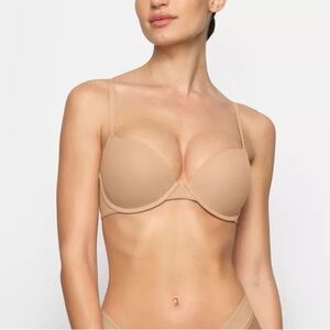 SKIMS Fits Everybody Push-Up Demi Bra - NWT - Size: 40 DD - Color: Ochre